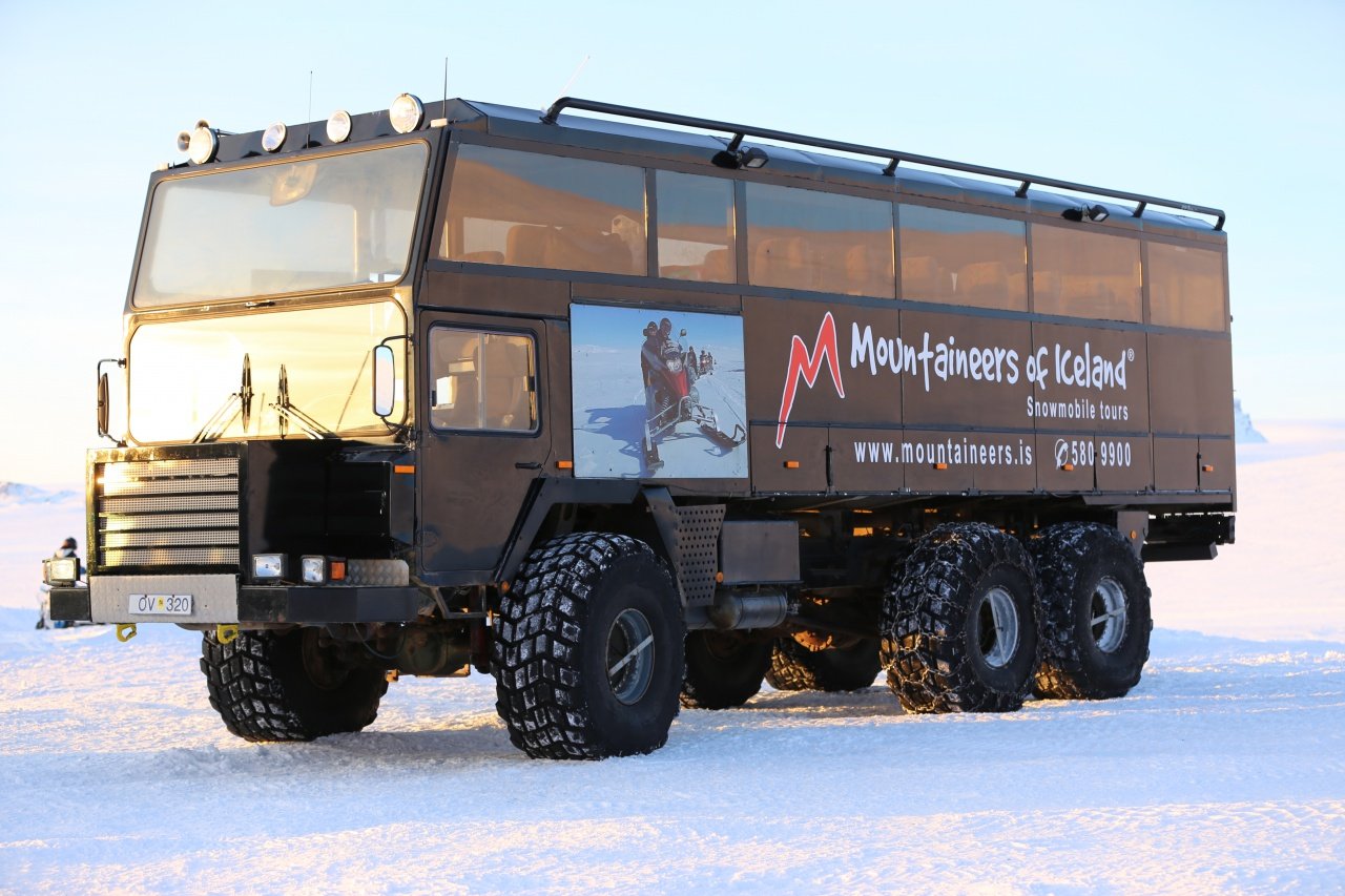 Автобус вездеход. Внедорожный автобус man 8x8. Man kat 8x8 тягач. Man 40.400 8x8. Татра вахтовка.