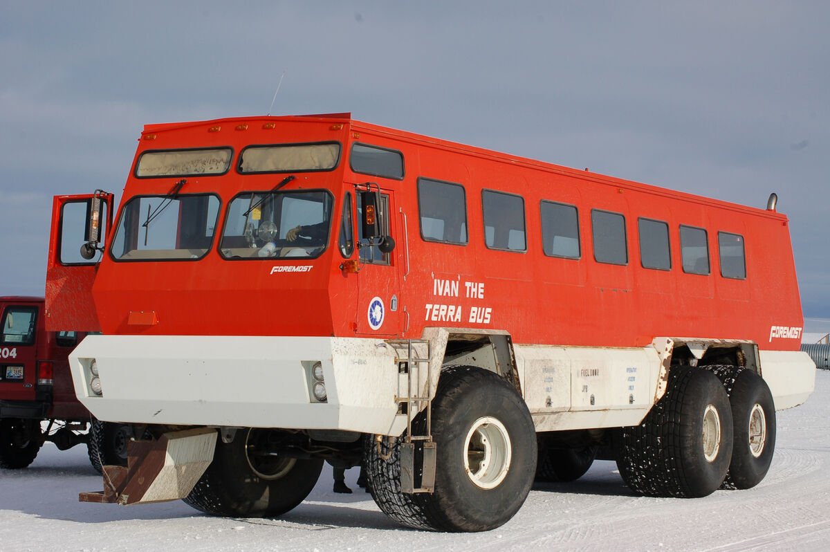 Автобус вездеход. Man Terra Bus 6x6. Автобус Ivan the Terra Bus. Автобус вездеход Терра. Автобус Арктика.