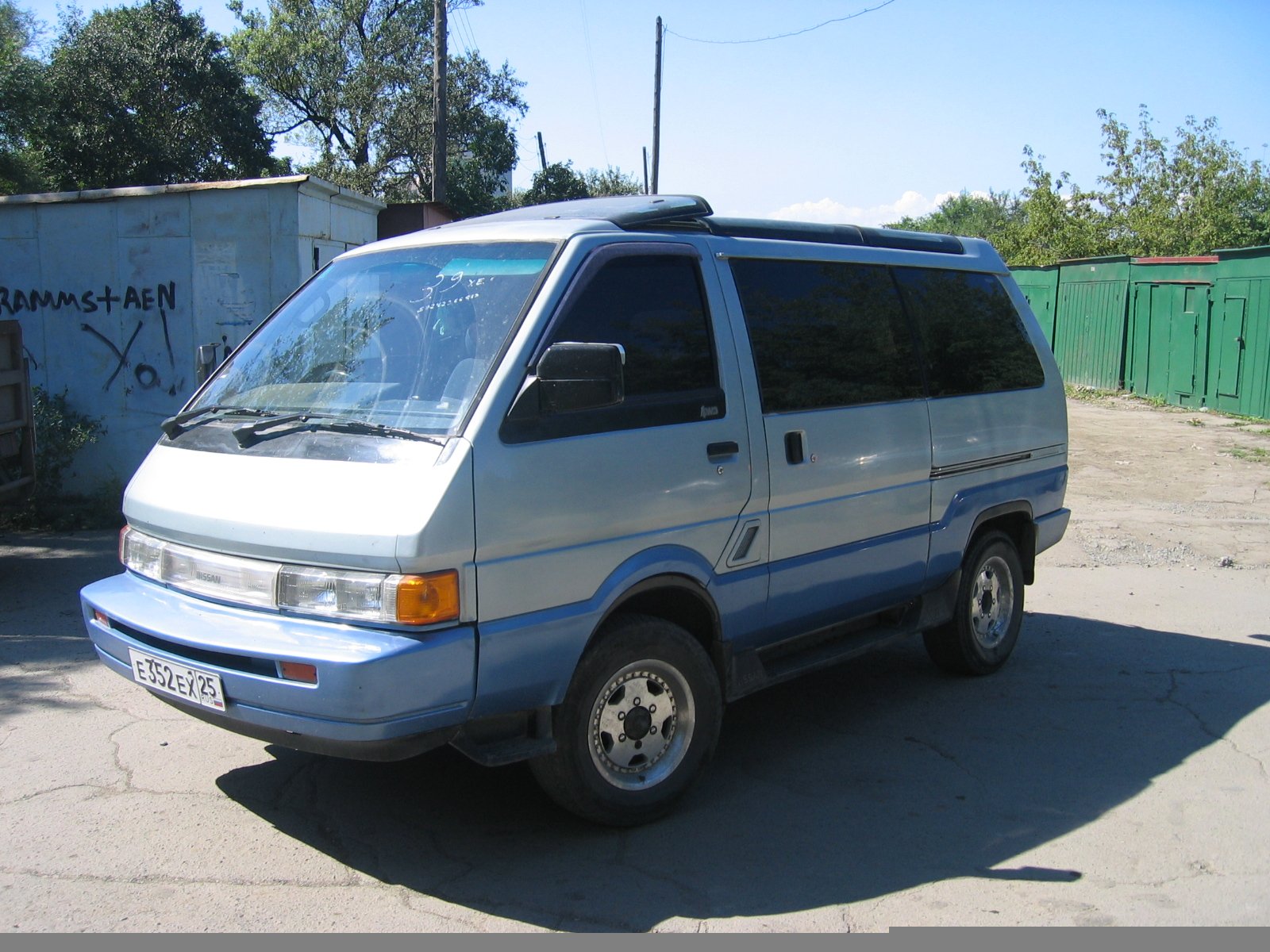 Ниссан ларго. Nissan largo 1990. Nissan largo 2002. Nissan largo 1990 4wd. Nissan Vanette largo.