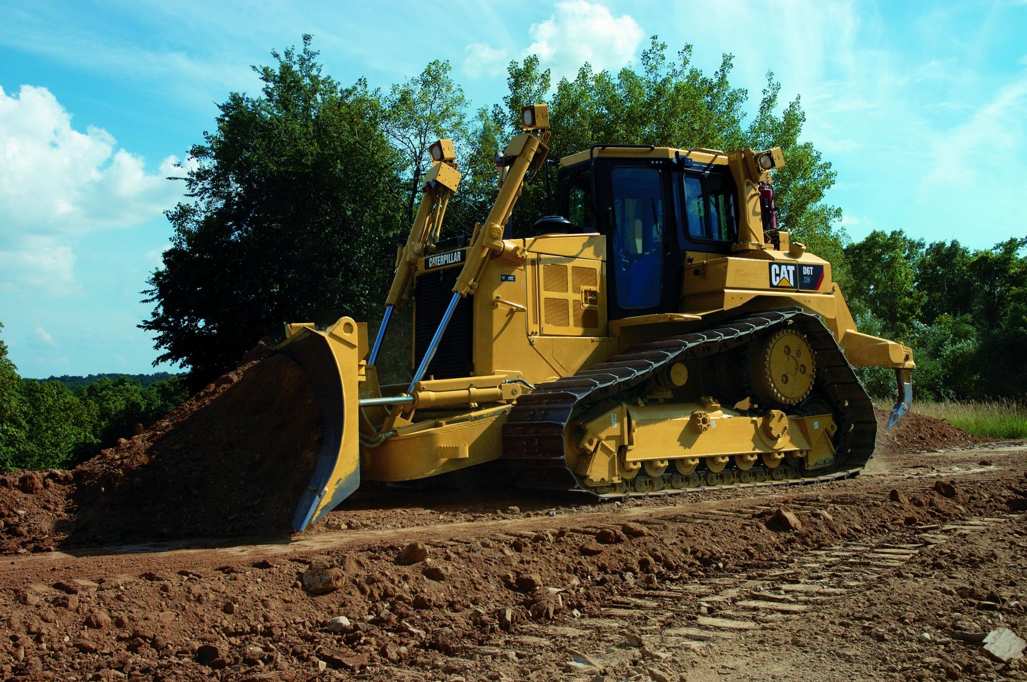 Современные бульдозеры. Катерпиллер бульдозер. Бульдозер Cat d6. Caterpillar d6r2. Бульдозер Caterpillar d3.