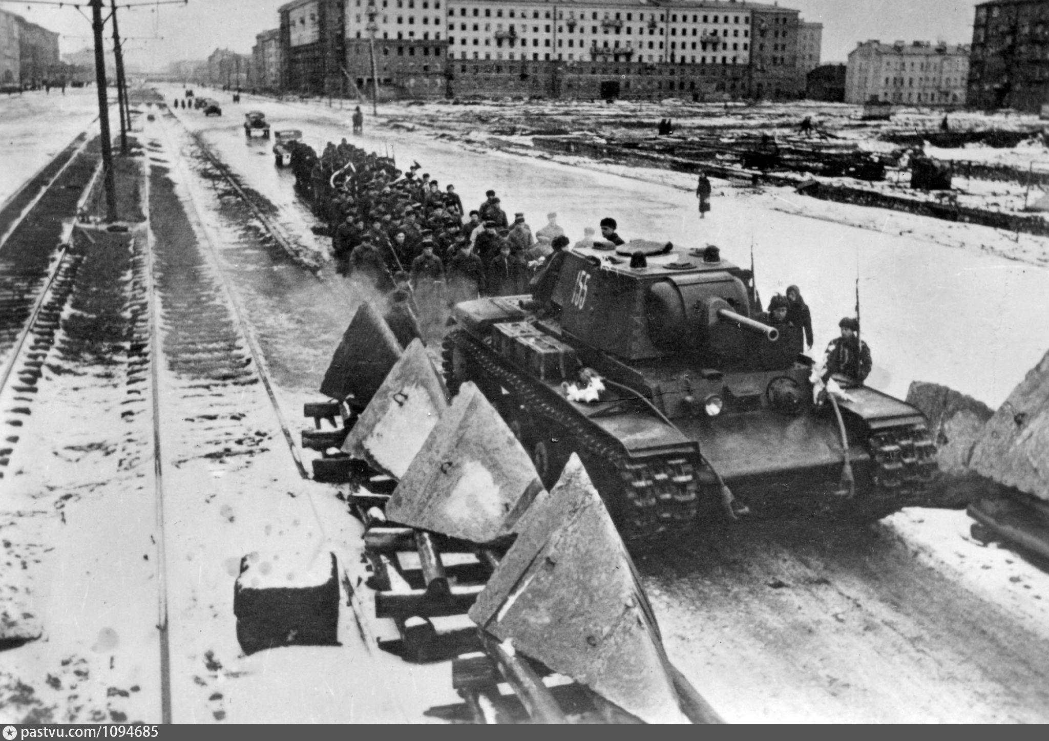 4 сентября 1941 ленинград. Московский проспект Ленинграда 1941. Оборонительные сооружения Ленинграда 1941. Блокада Ленинграда оборона Ленинграда. Санкт Петербург 1942 год.