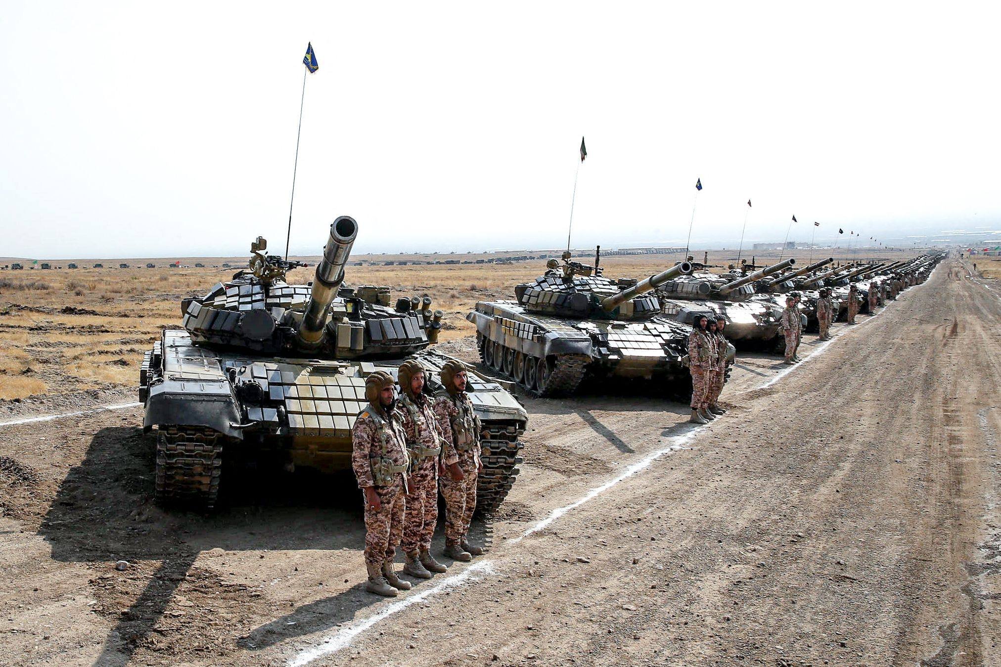 Россия иран военные учения. КСИР Иран учения. Иранский танк Каррар. Иран военные учения. Армия Ирана танки.