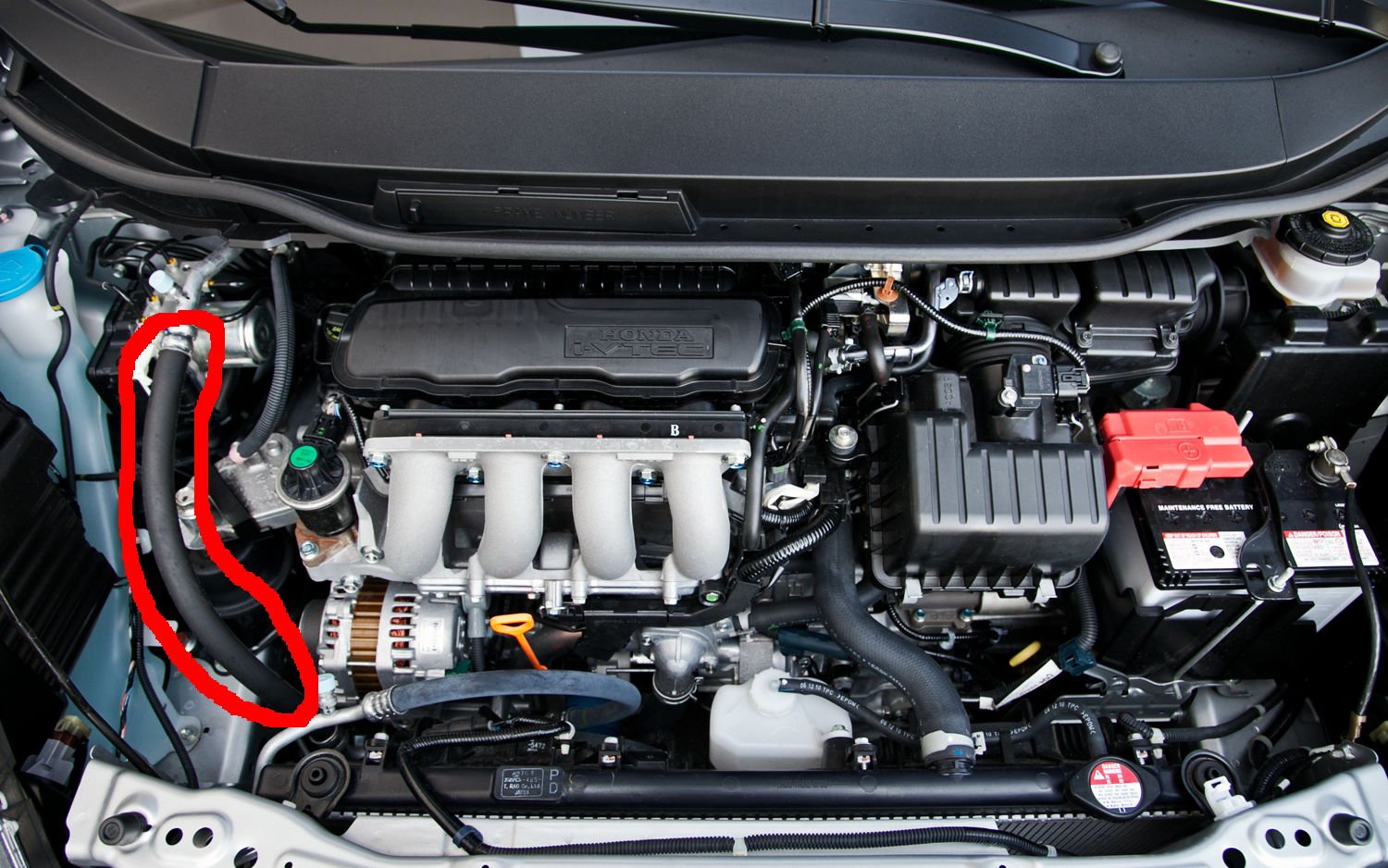 Двигатель фит 1.5. Honda Fit 2008 мотор. Мотор Хонда фит 1.5. Honda Fit 2012 двигатель. Двигатель Honda Fit 1.3.