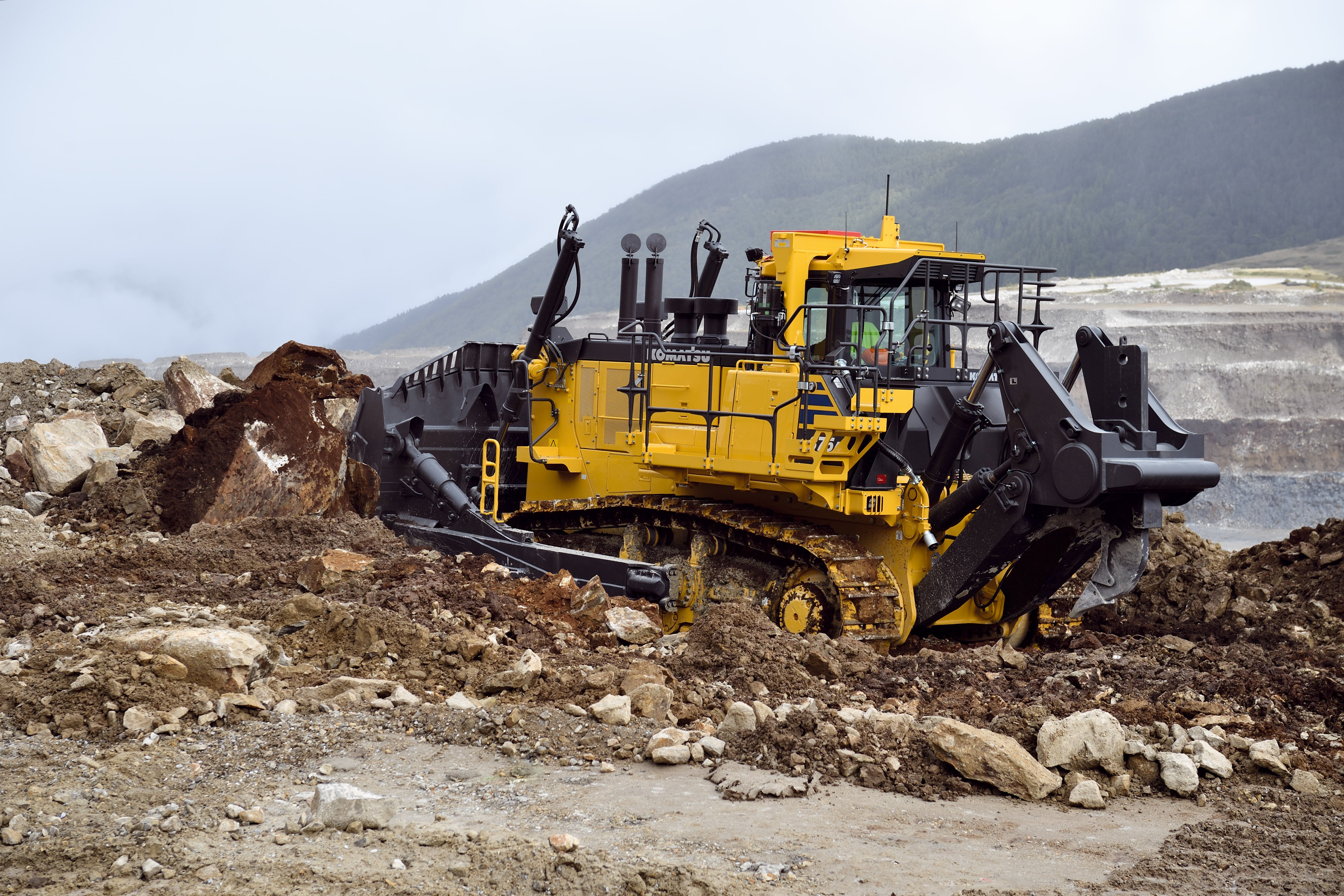 Бульдозер komatsu d375a. Бульдозер Komatsu d375. Бульдозер Komatsu d575a. Бульдозер Комацу 375. Бульдозер Komatsu d375a-5d.