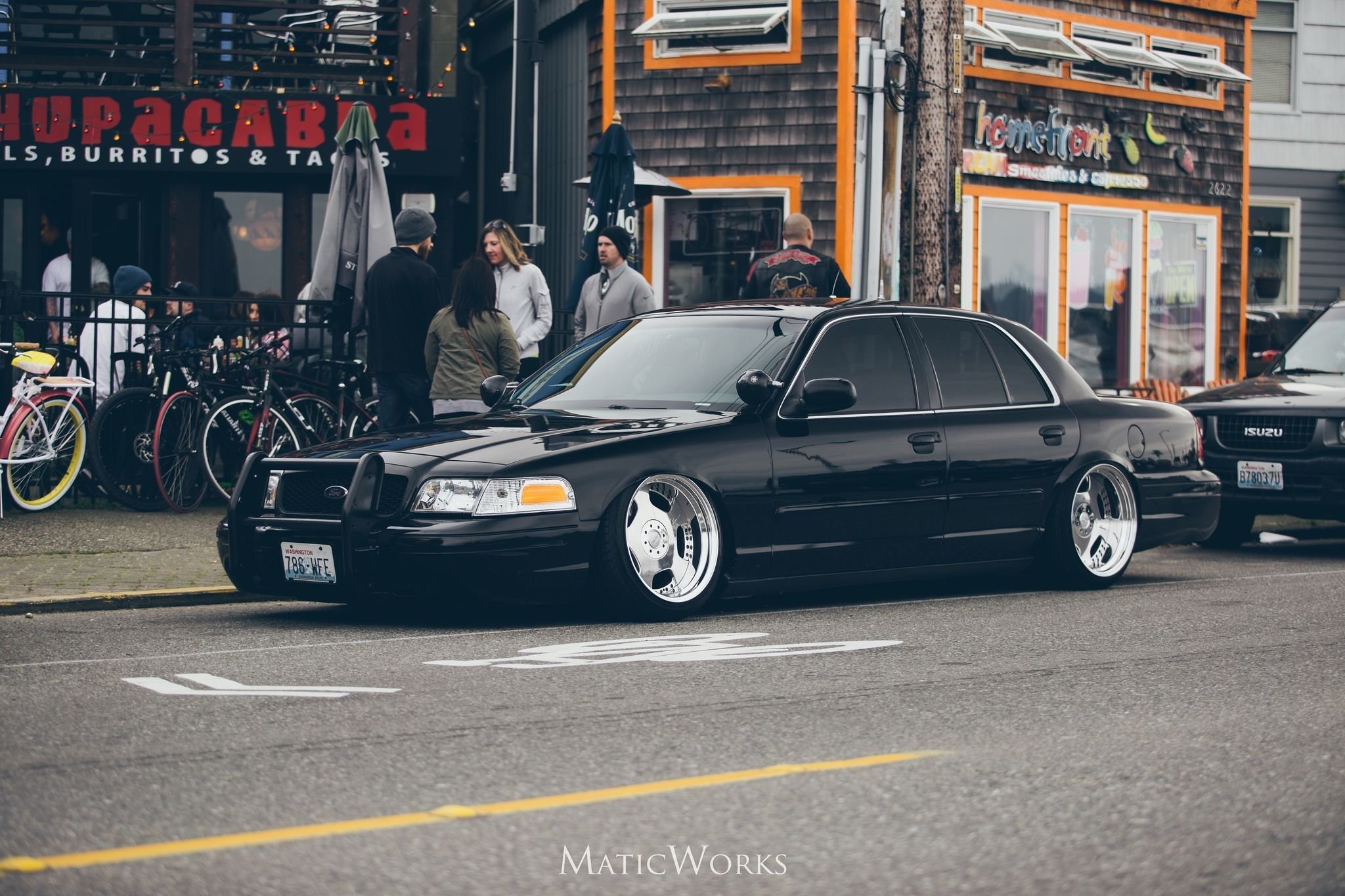 Ford Crown Victoria стенс