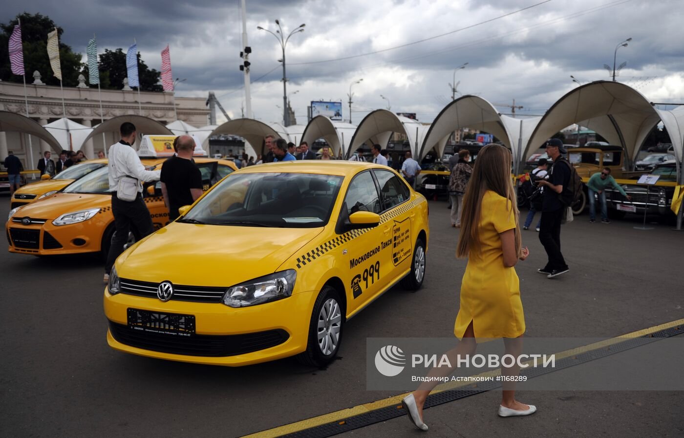 такси в москве машины