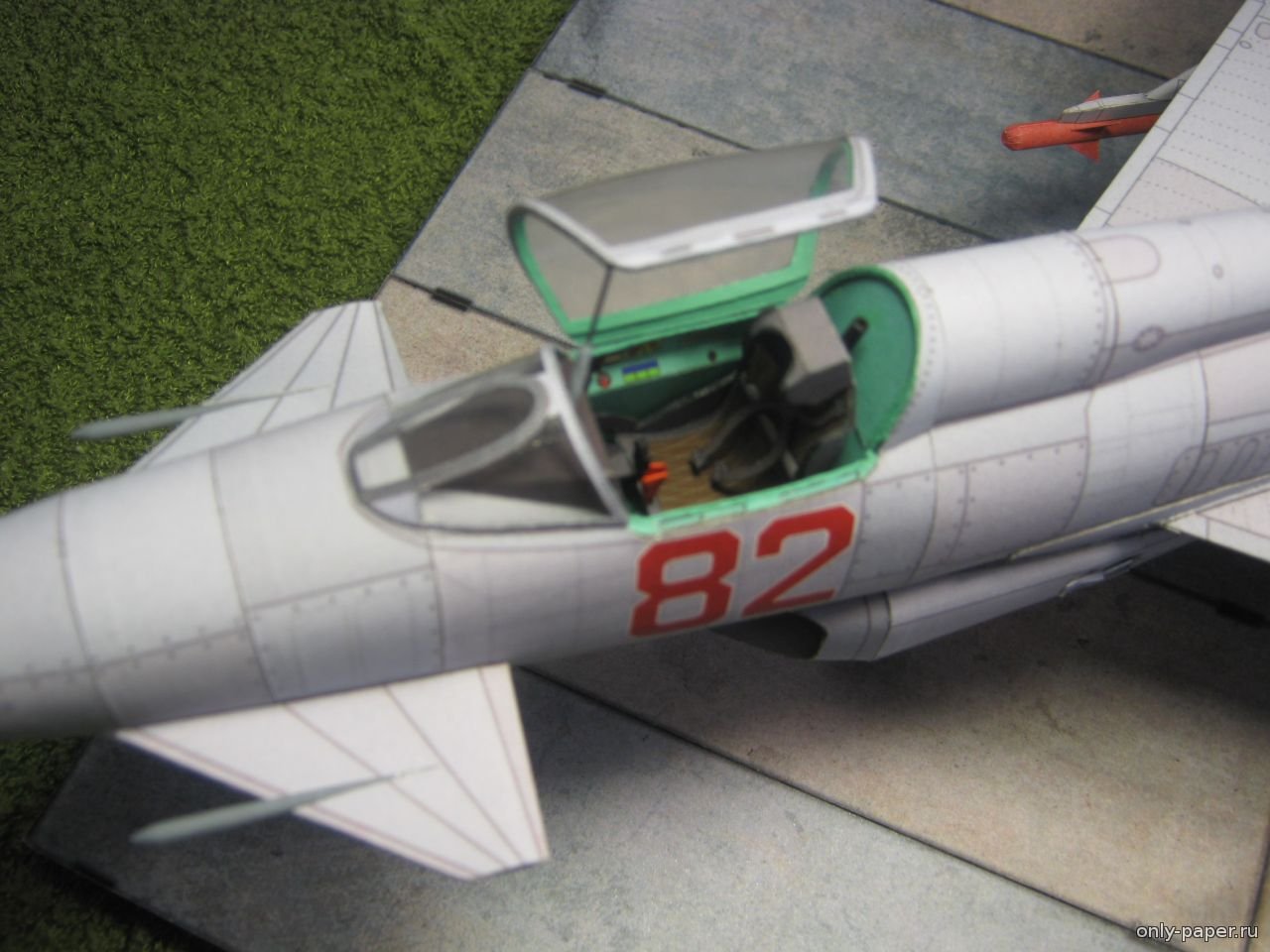 Е 8. Миг 21 е8. Mig-21e8. Самолет миг е-8. Самолет миг е2а модель.