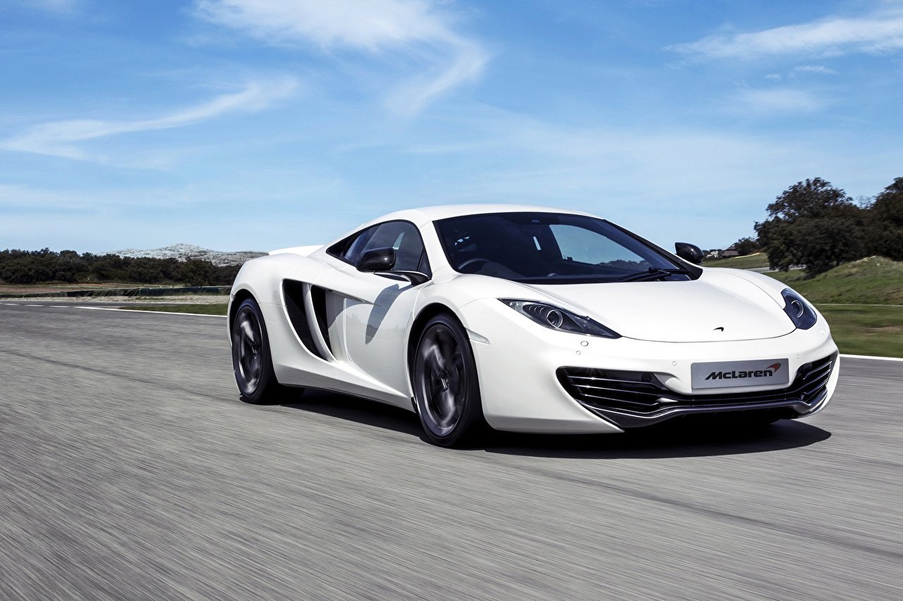 MCLAREN 12c Coupe. 2011 MCLAREN 12c Coupe. MCLAREN mp4-12c. Макларен 12c белый..