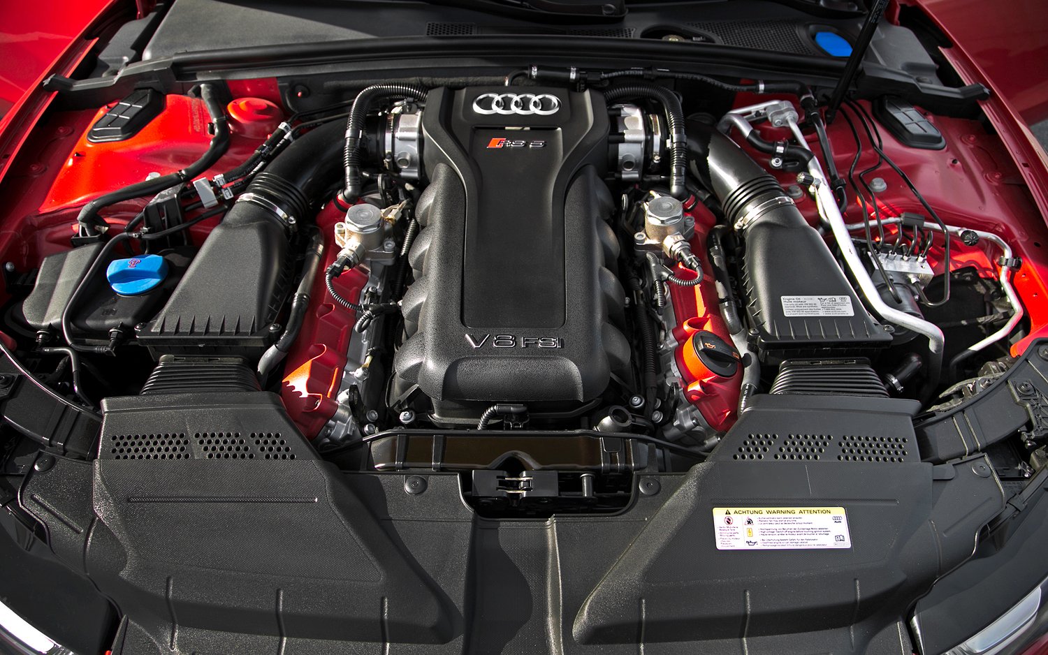 Хавал м6 какой двигатель. Audi rs5 engine. Audi rs5 v8 engine. Двигатель Ауди rs5 t8. Двигатель Ауди рс5.
