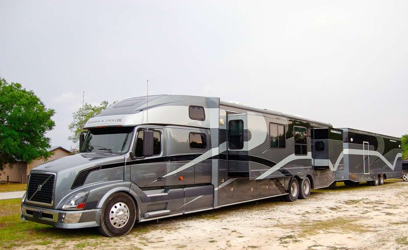 Entegra coach Cornerstone 45