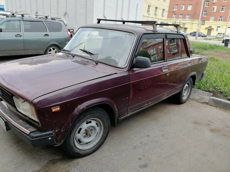 ВАЗ 21053 вишня
