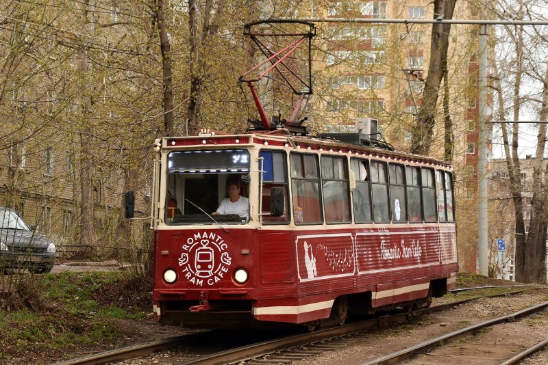 Модель трамвай КТМ-5м3