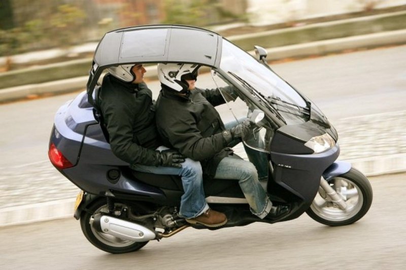 Adiva 250 Scooter