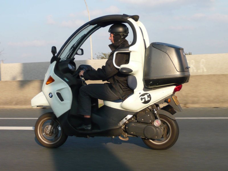 Скутер BMW c1