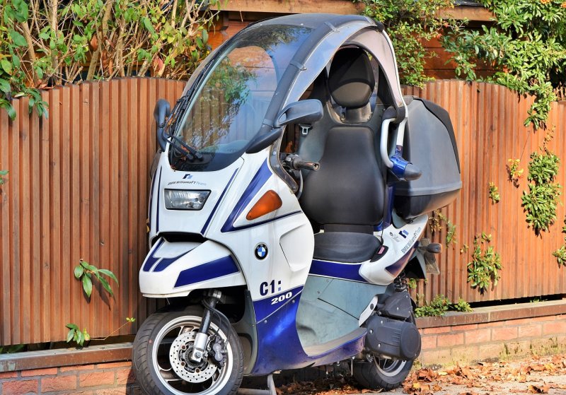 Мотороллер BMW c1