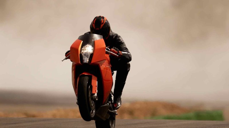 КТМ спортбайк 1200