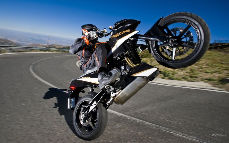 KTM 690 Duke