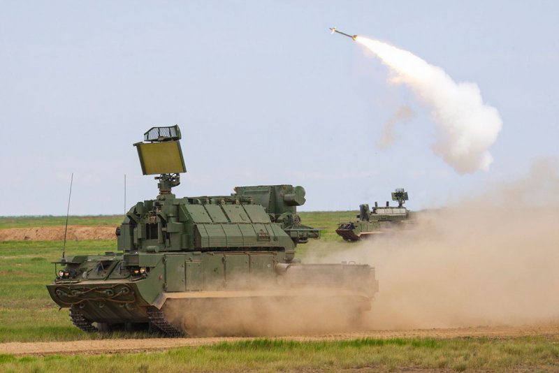 Тор м 2 км зенитный ракетный комплекс