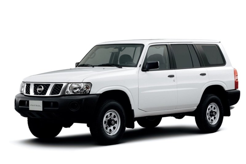 Nissan Patrol y61 белый