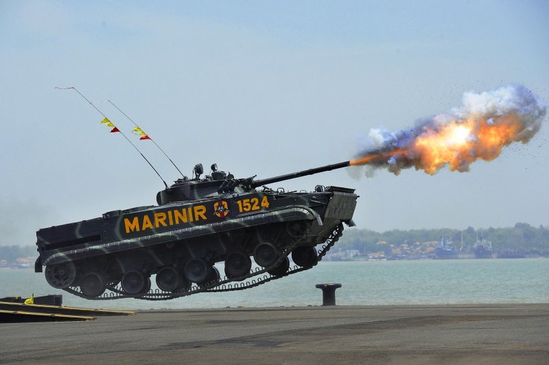 Радиостанция в БТР 82ам