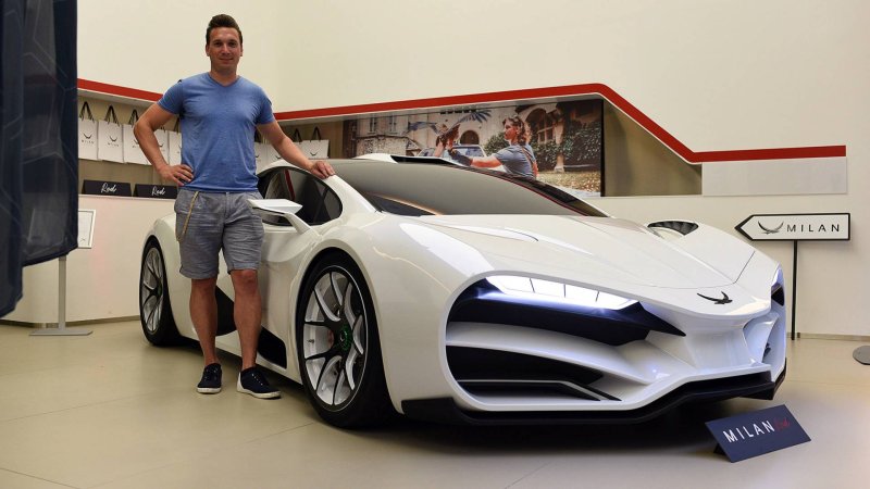 Lada Raven Милан