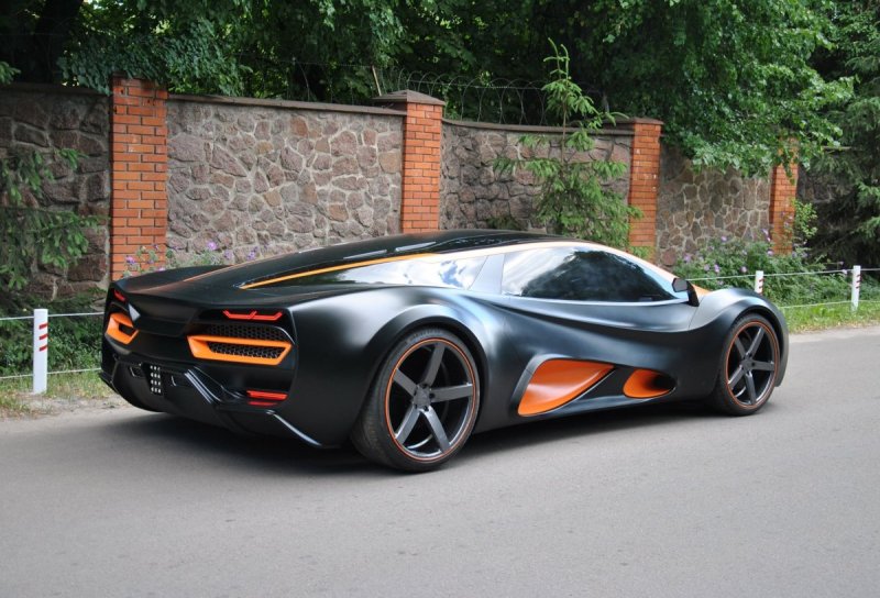 Суперкар Lada Raven 2021