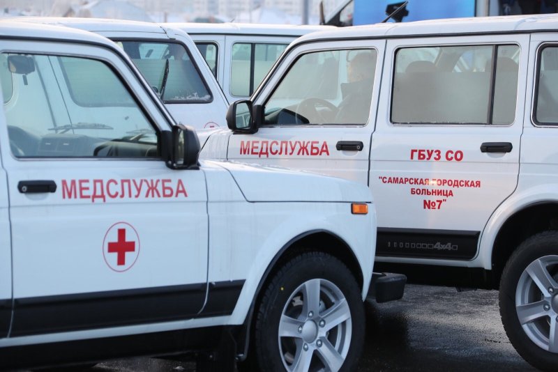 Автомобили красного Креста