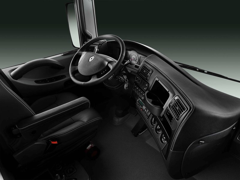Renault Magnum AE салон