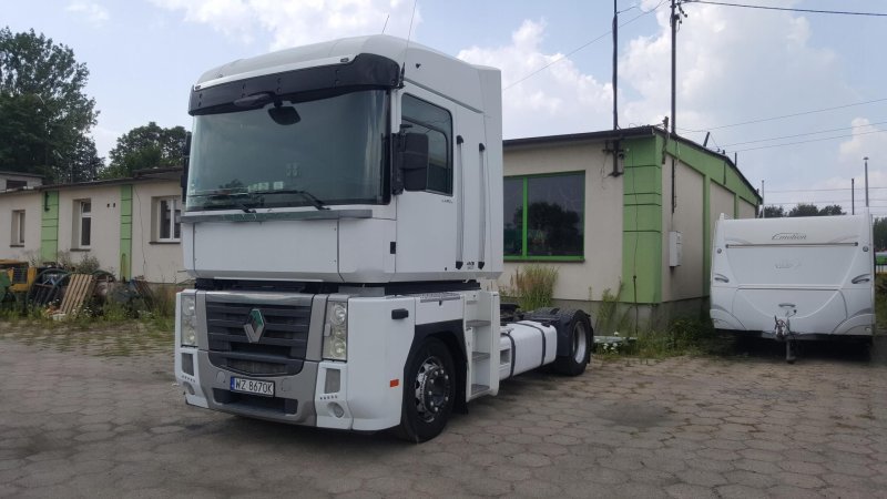 Renault Magnum Low Deck
