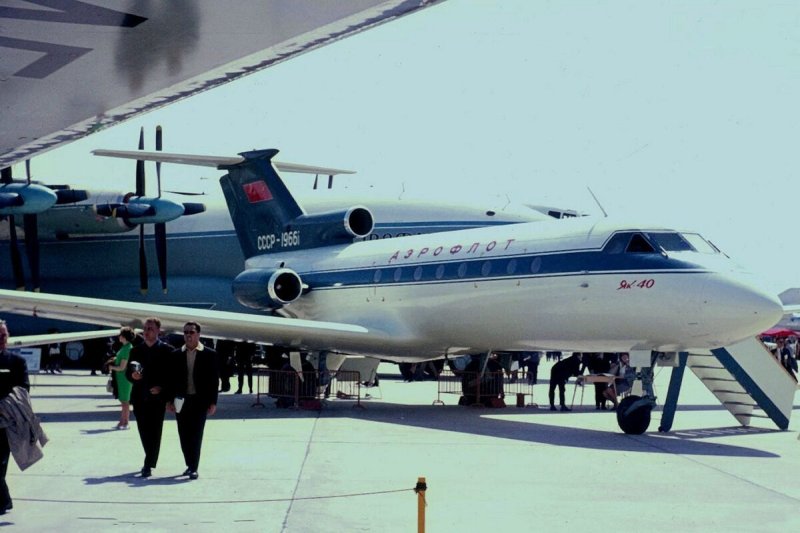 Як 40 19661