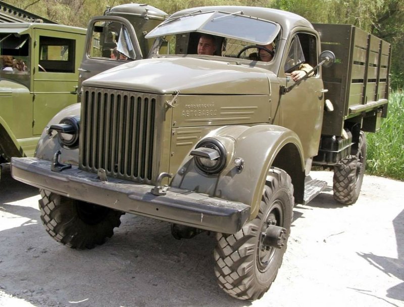 ГАЗ 63 сзади