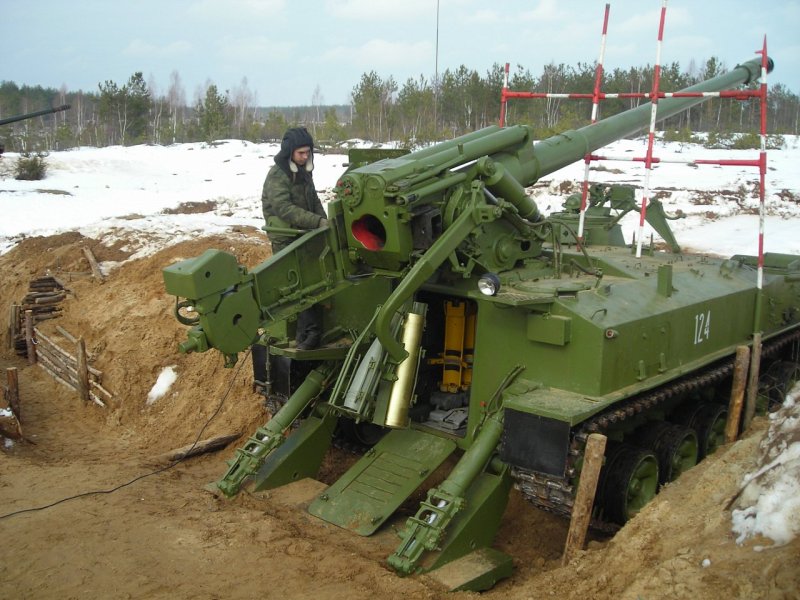 Гиацинт-с 152-мм самоходная пушка