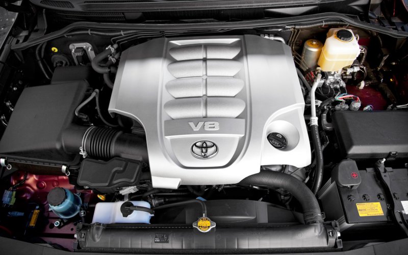 Toyota Land Cruiser 200 мотор 5.7