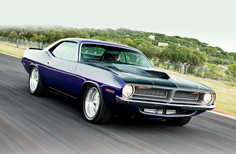 Plymouth muscle car 1970