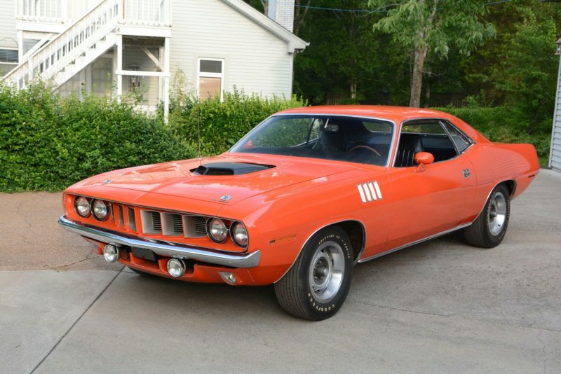 Plymouth Barracuda 2010