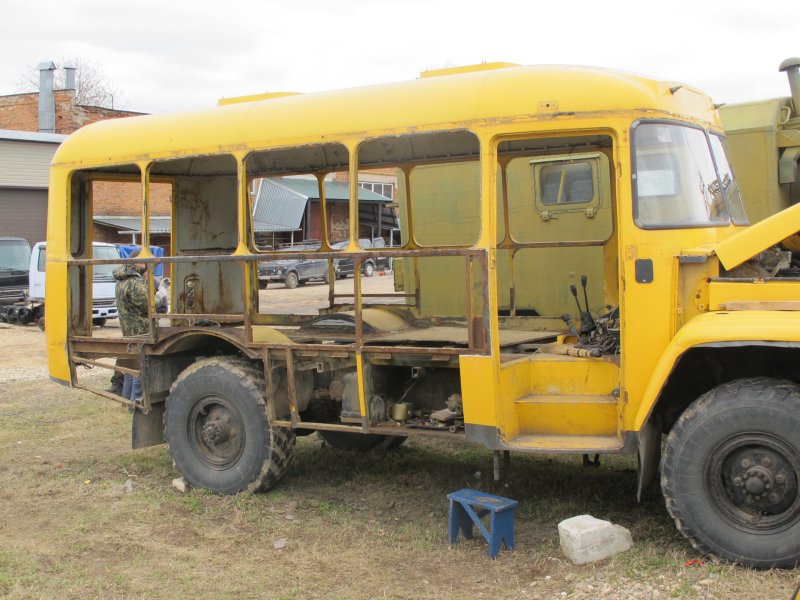 Автобус КАВЗ 3976 автодом