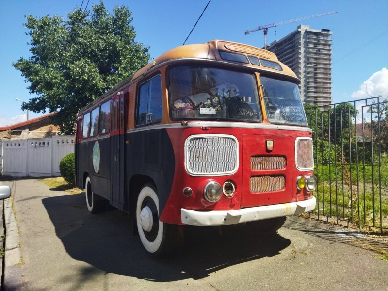 ПАЗ 672