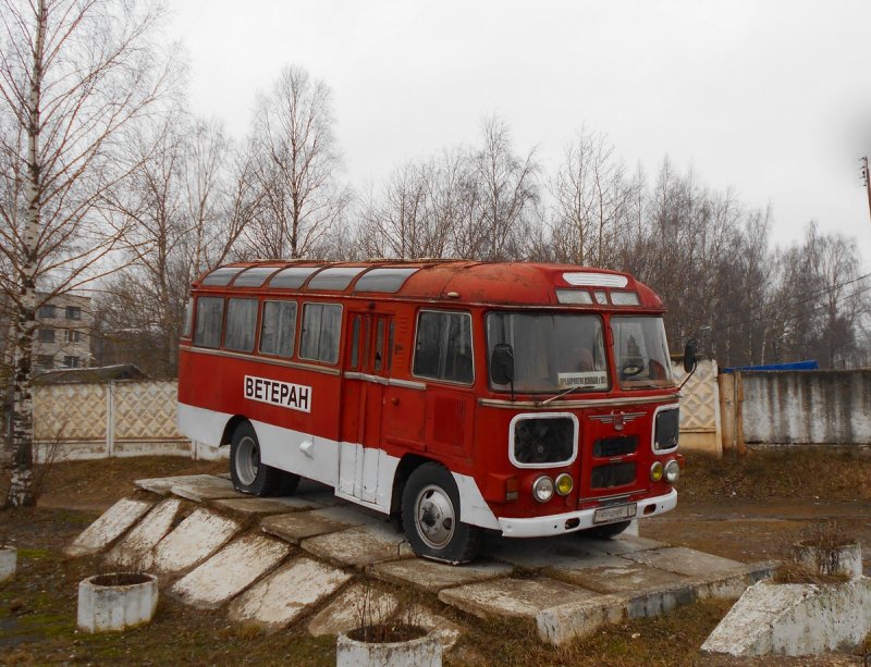 ПАЗ-672 автобус модель
