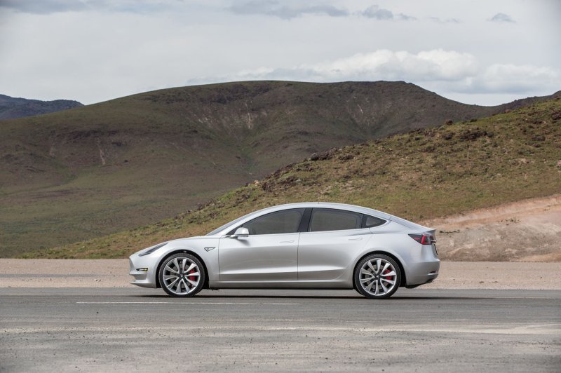 Tesla model 3 2017
