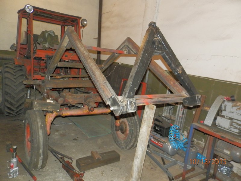 Погрузчик из трактора т 16