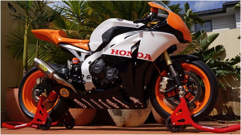 Kawasaki Ninja 300 Black