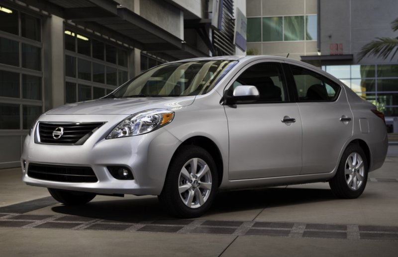 Nissan Versa 2012