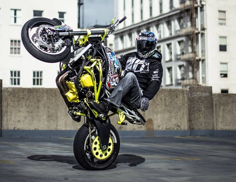 Stunt байк f4l