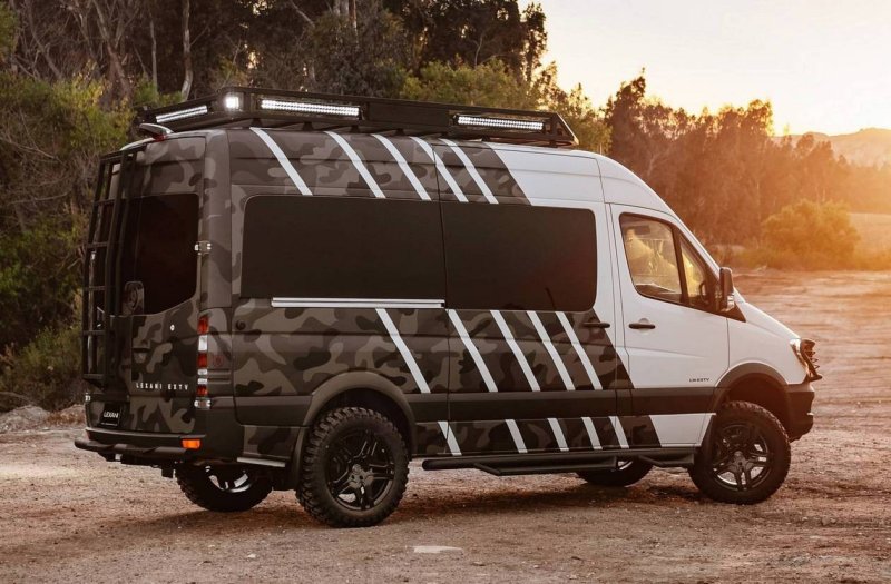 Mercedes-Benz Sprinter автодом салон