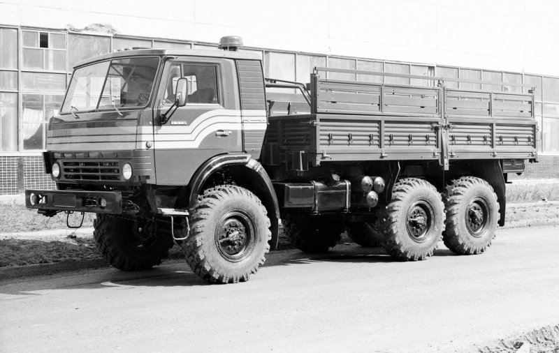 КАМАЗ 43105
