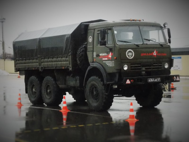 КАМАЗ 4310 армейский