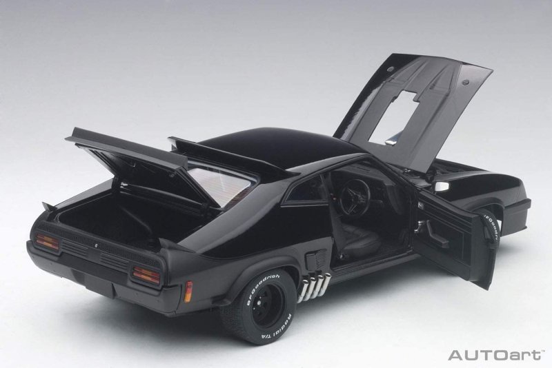 Ford Falcon 1 18 AUTOART