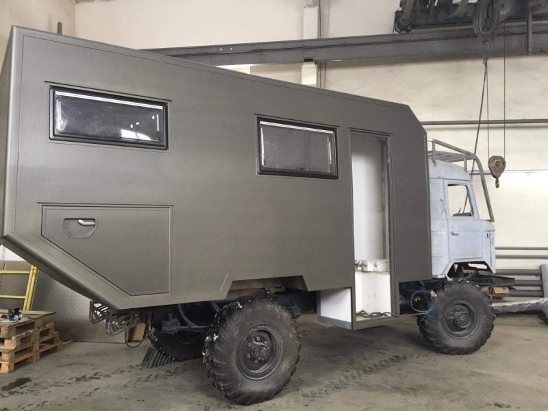 ГАЗ 66 автодом внутри