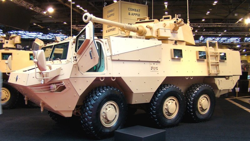 Французский бронетранспортер VAB 6 Х 6
