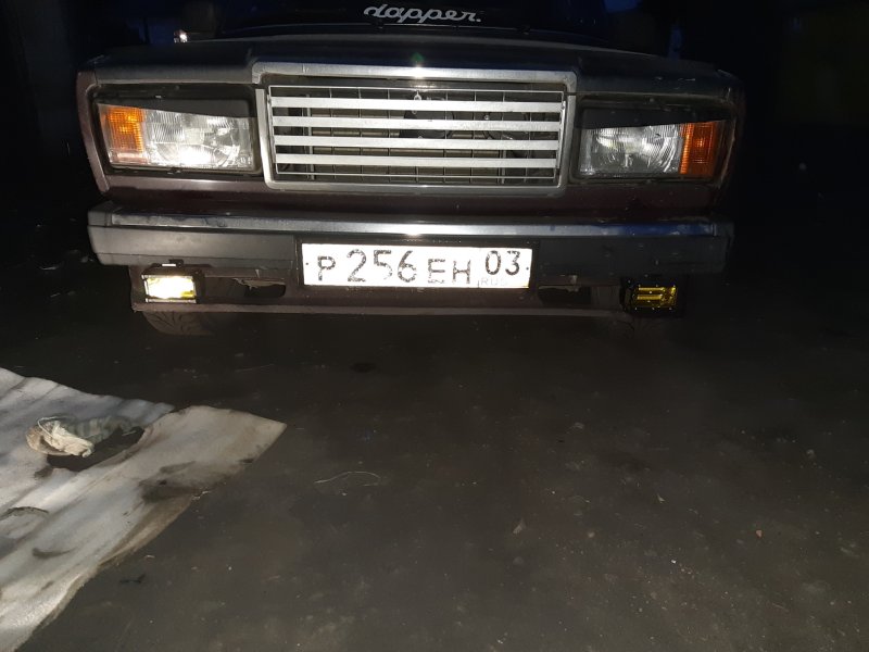 ВАЗ 2107 фары ксенон